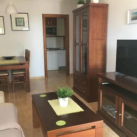 2 Bed With Pools And Apartment *