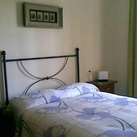 2 Bed With Pools And Apartment